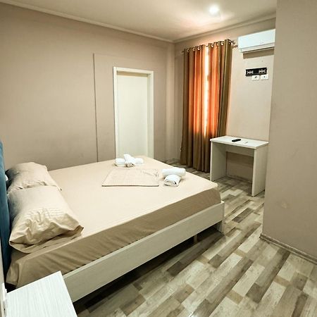 Shkodra Budget Hotel Екстер'єр фото