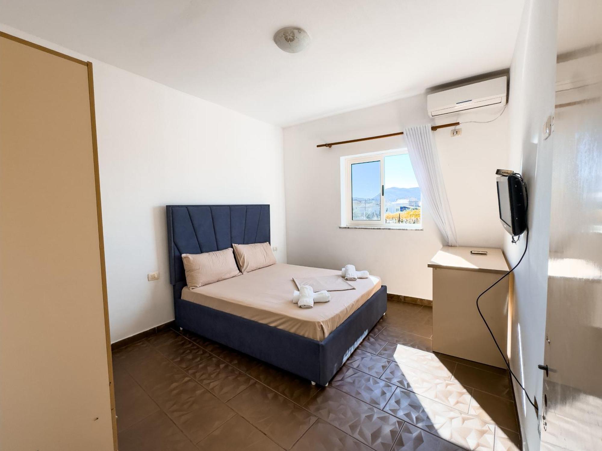 Shkodra Budget Hotel Екстер'єр фото