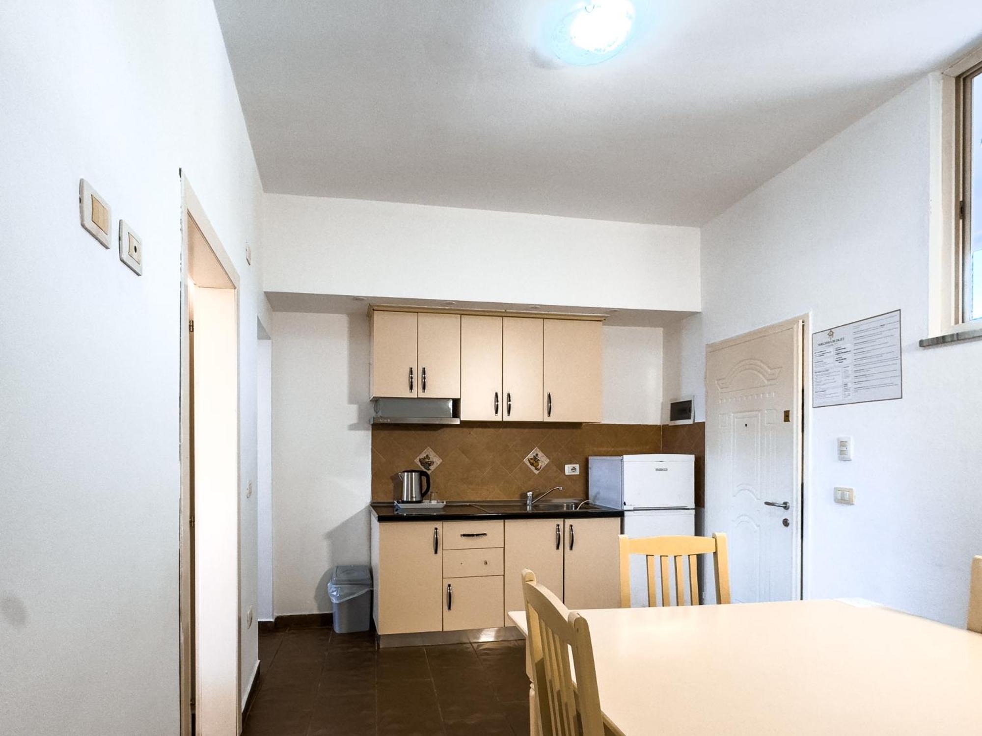 Shkodra Budget Hotel Екстер'єр фото