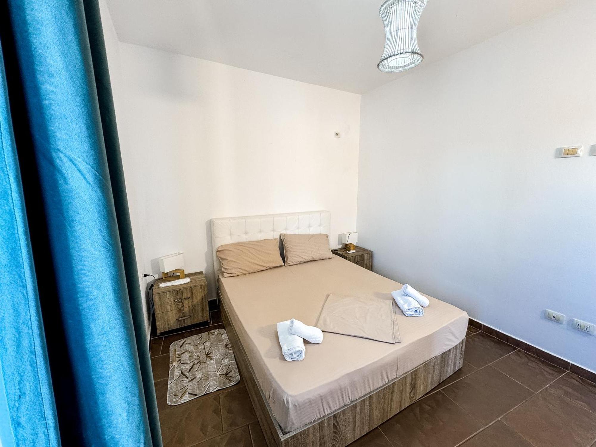 Shkodra Budget Hotel Екстер'єр фото