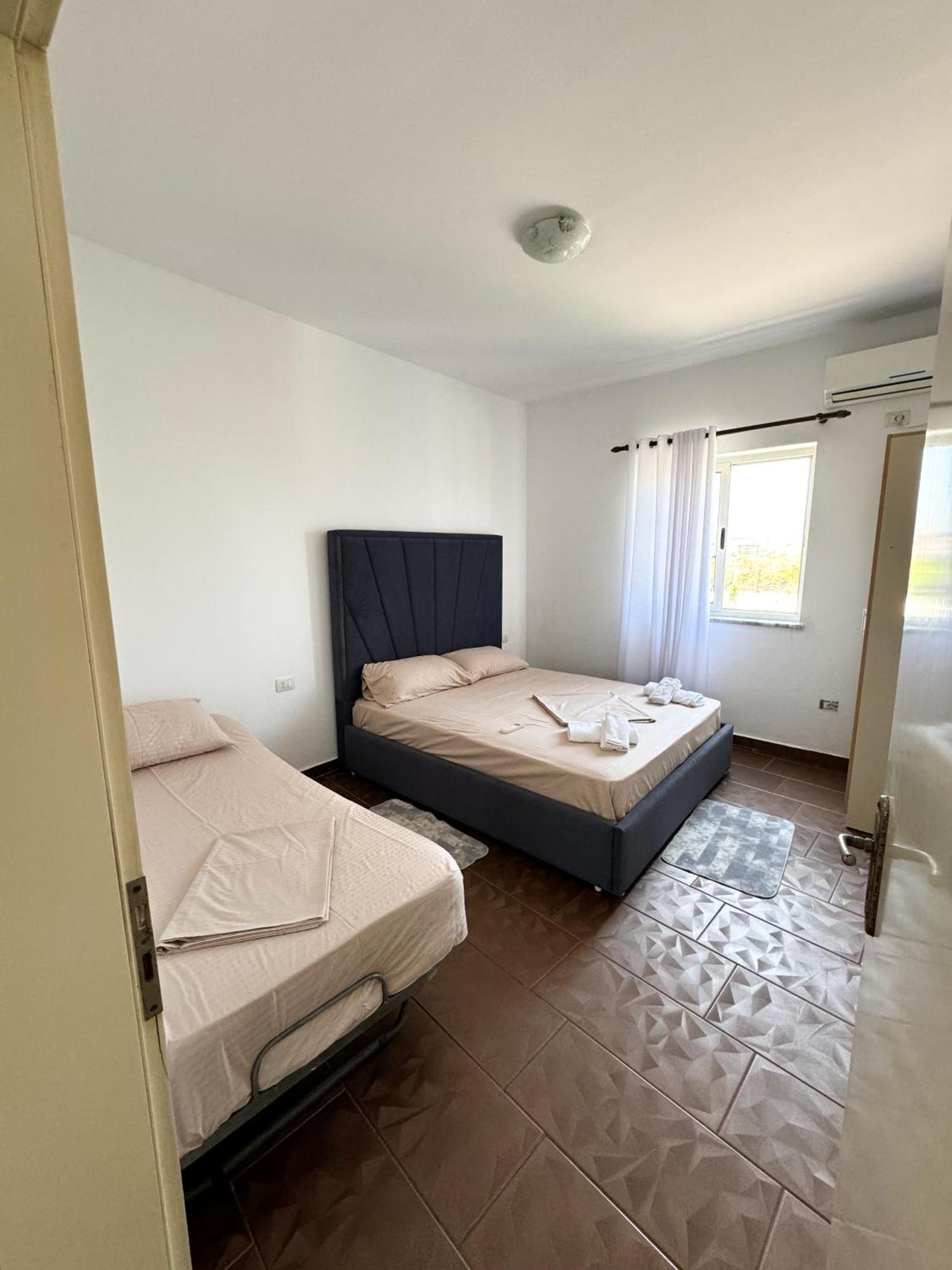 Shkodra Budget Hotel Екстер'єр фото