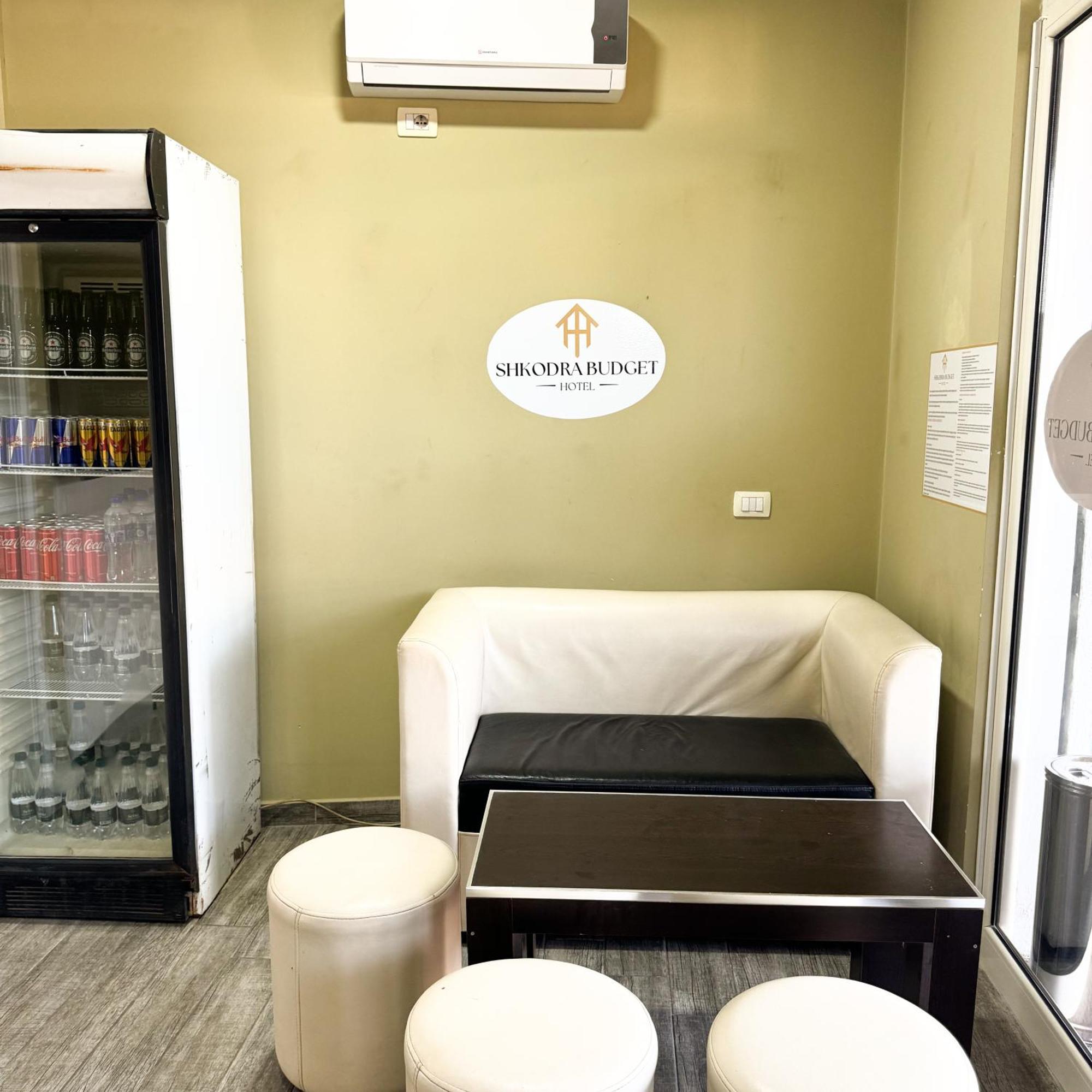 Shkodra Budget Hotel Екстер'єр фото